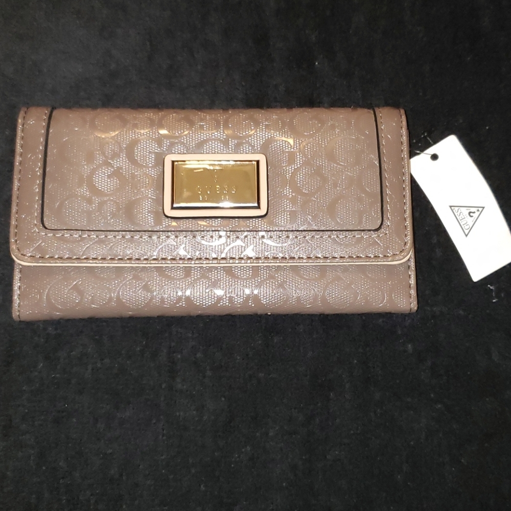 Guess Wallet